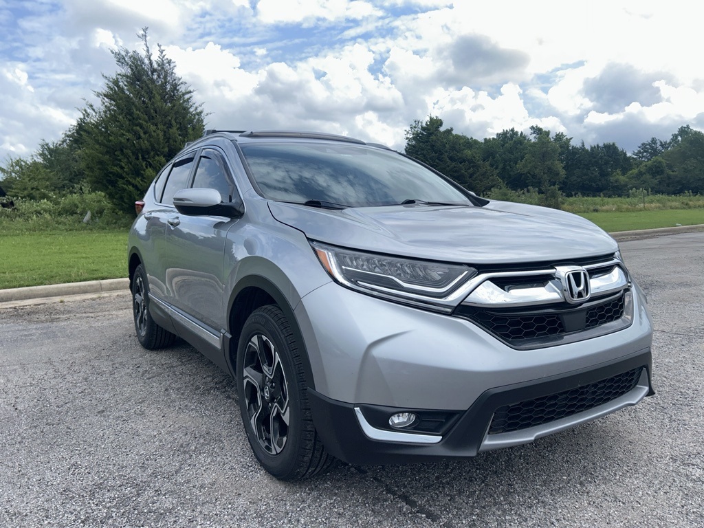 2019 Honda CR-V Touring photo 3