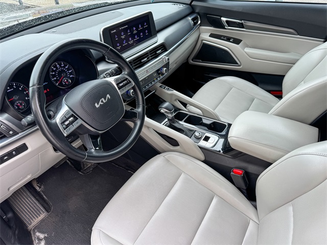 2022 Kia Telluride S photo 13