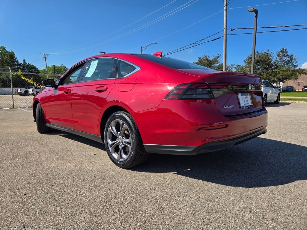2023 Honda Accord EX photo 10