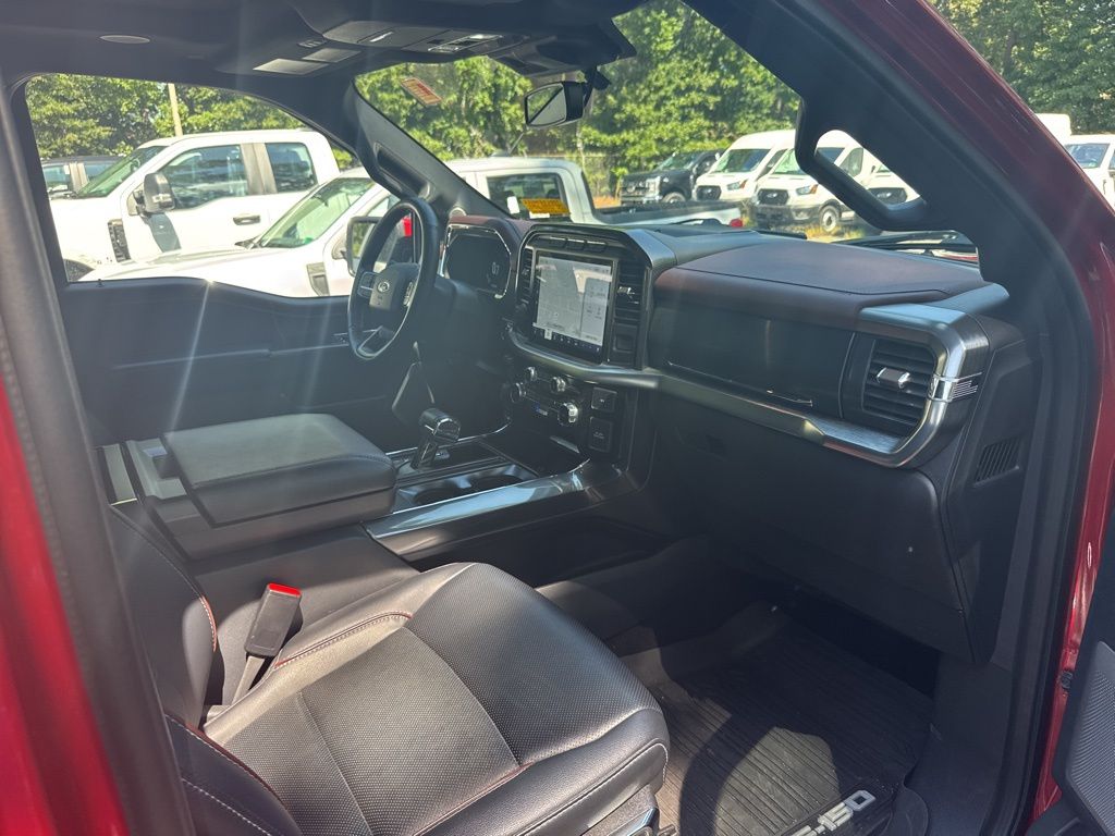 2023 Ford F-150 Lariat photo 14