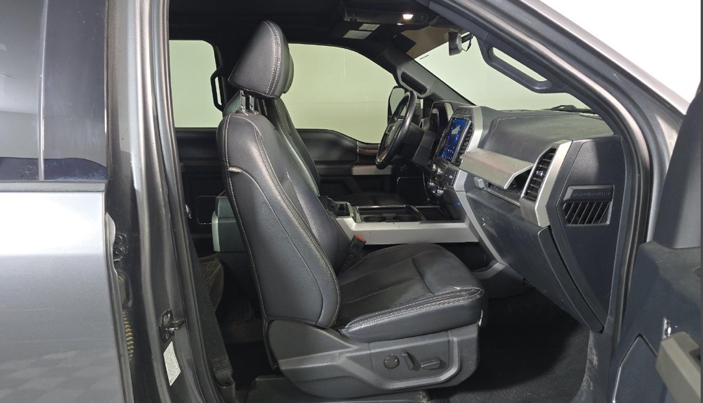 2022 Ford F-350 photo 6