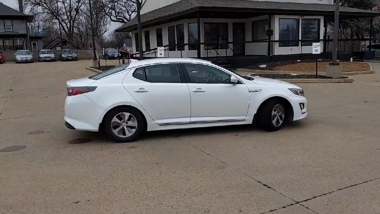 2014 Kia Optima LX Hybrid's photo