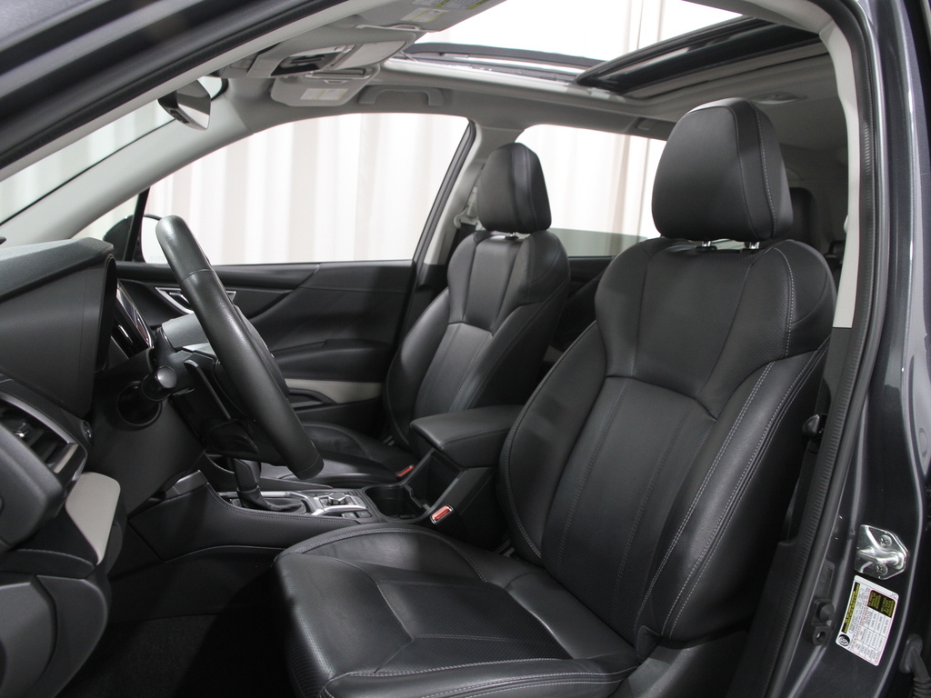 2022 Subaru Forester Limited photo 4