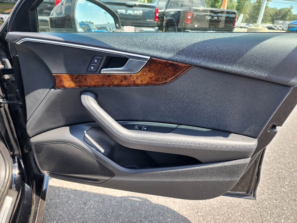 2019 Audi A4 2.0T Premium Plus Quattro photo 18