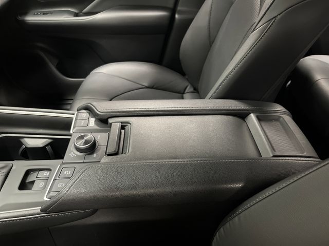 2024 Toyota Grand Highlander Platinum photo 19