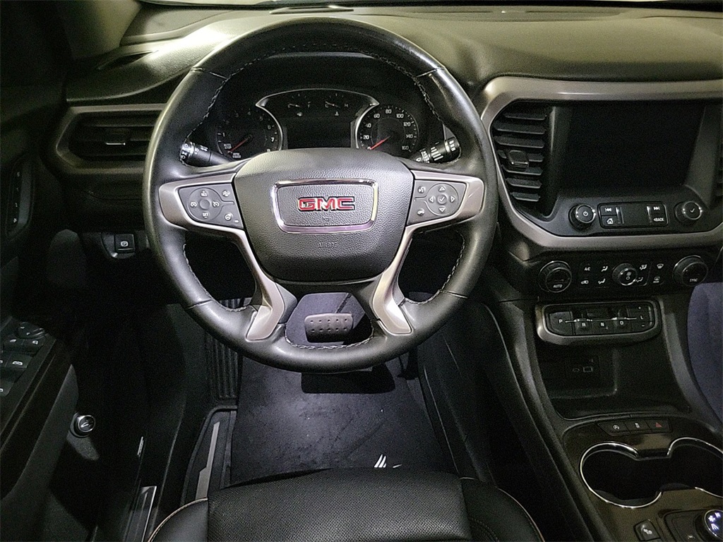 2023 GMC ACADIA - Image 17