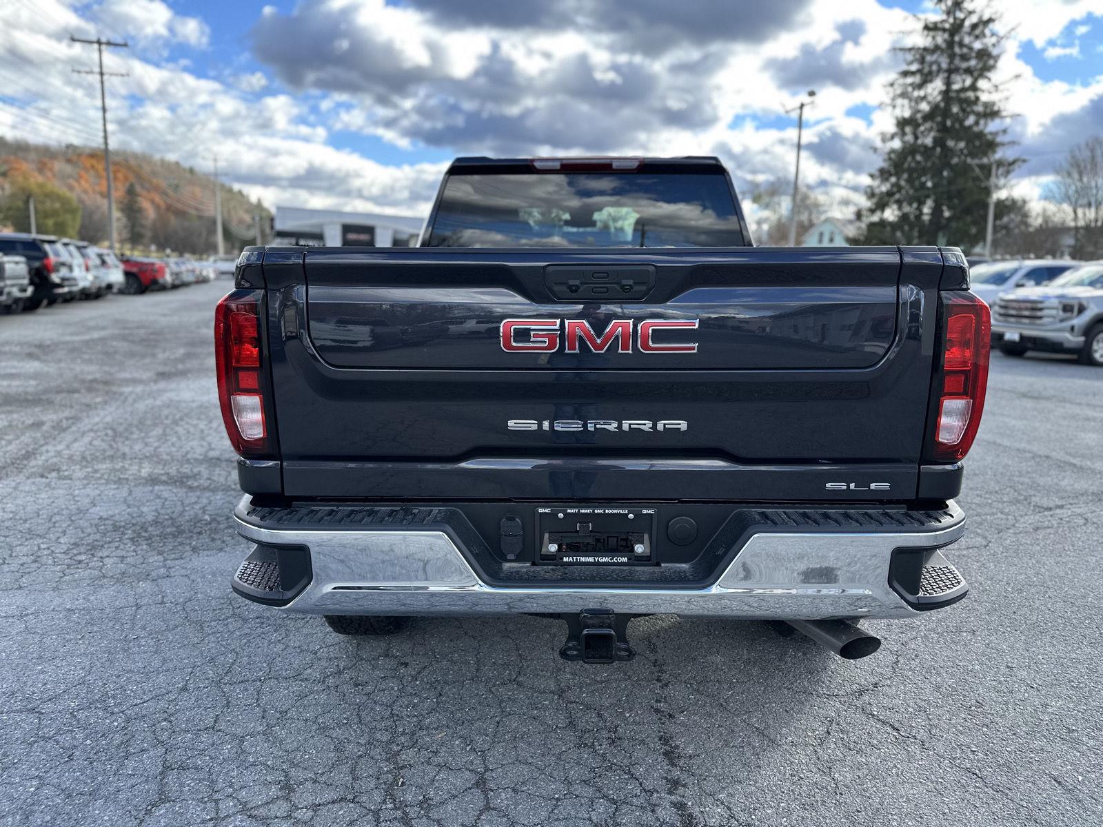 2026 Gmc Sierra 2500 HD SLE photo 4