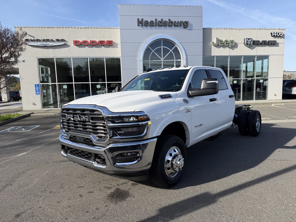 2026 RAM 3500 Big Horn's photo