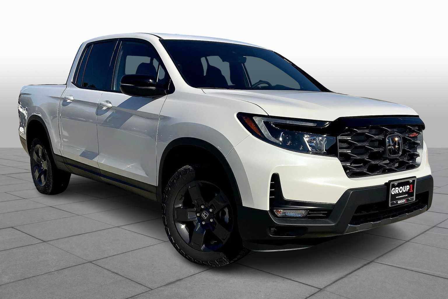 2026 Honda Ridgeline TrailSport photo 2
