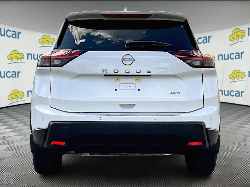 2026 Nissan Rogue SV photo 4
