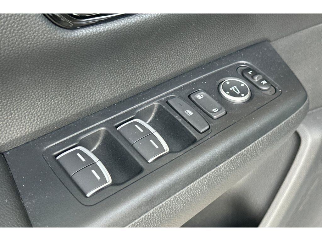 2026 Honda CR-V Hybrid Sport Touring photo 13