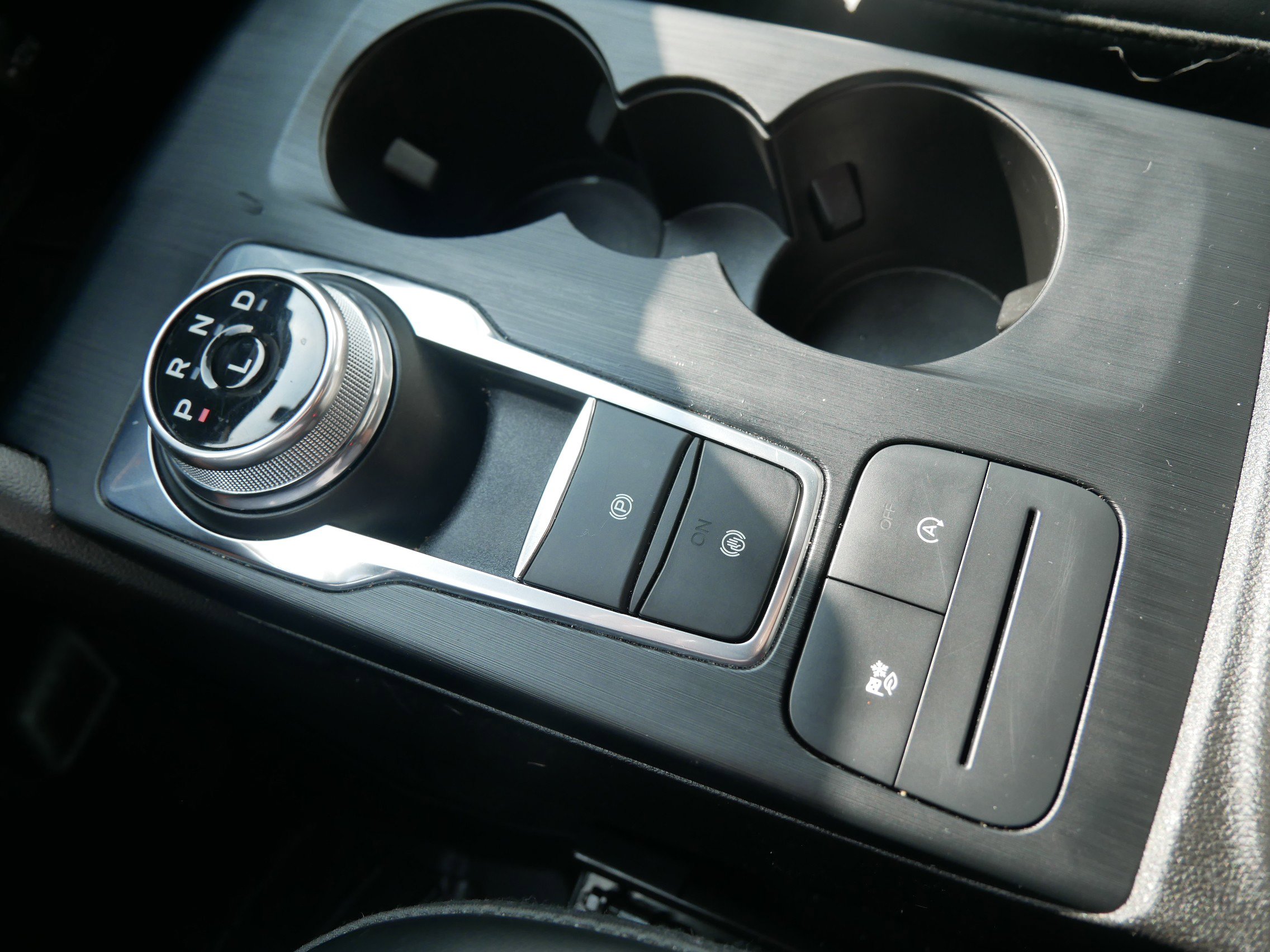 2024 Ford Escape ST-Line photo 19