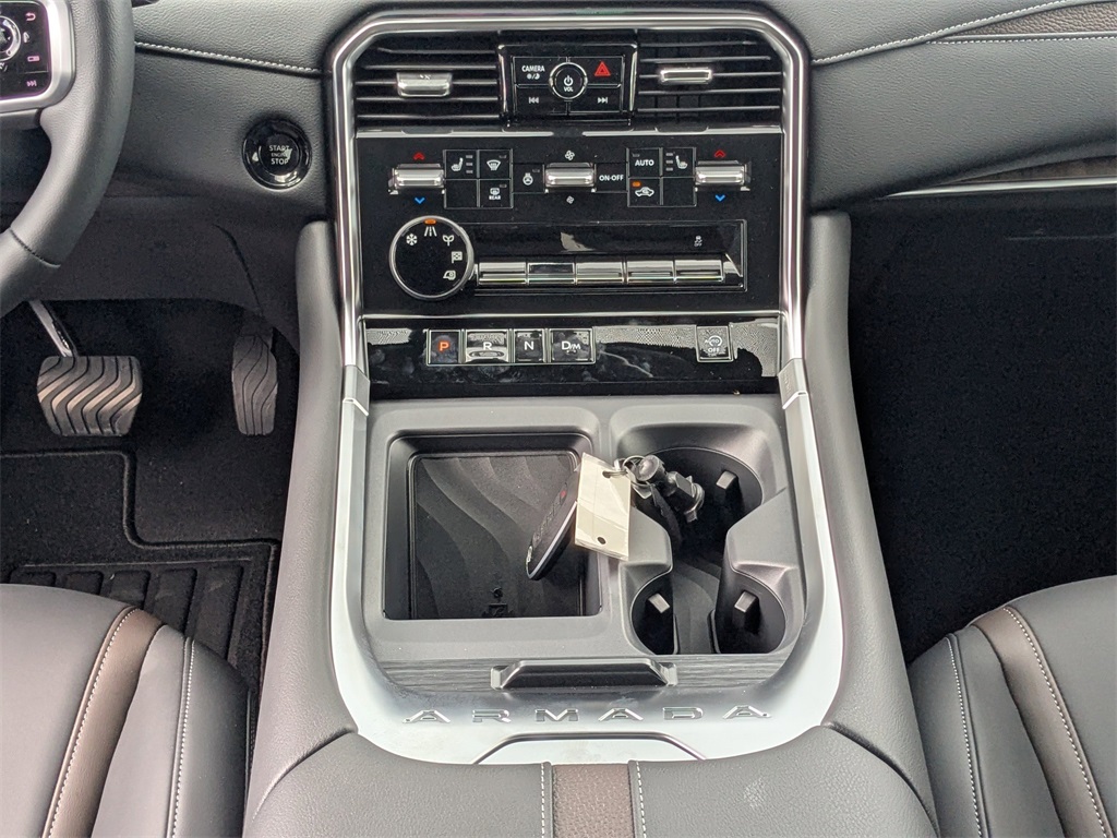 2026 Nissan Armada SL photo 17