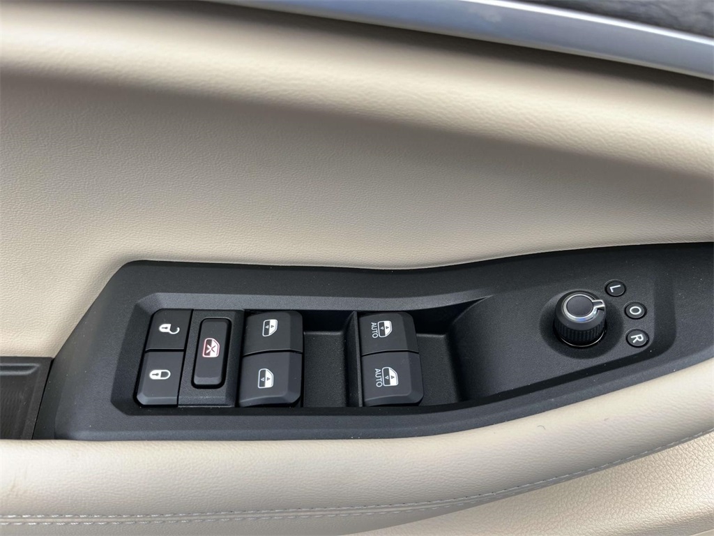2025 Jeep Grand Cherokee Limited photo 12