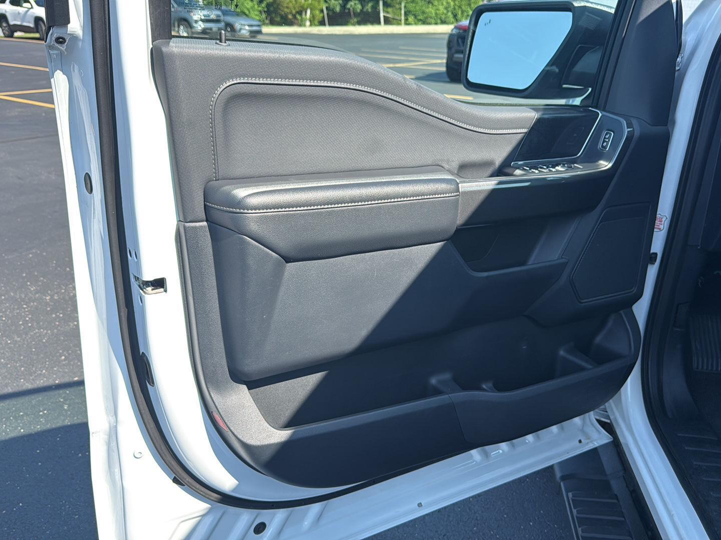 2023 Ford F-150 XLT photo 20