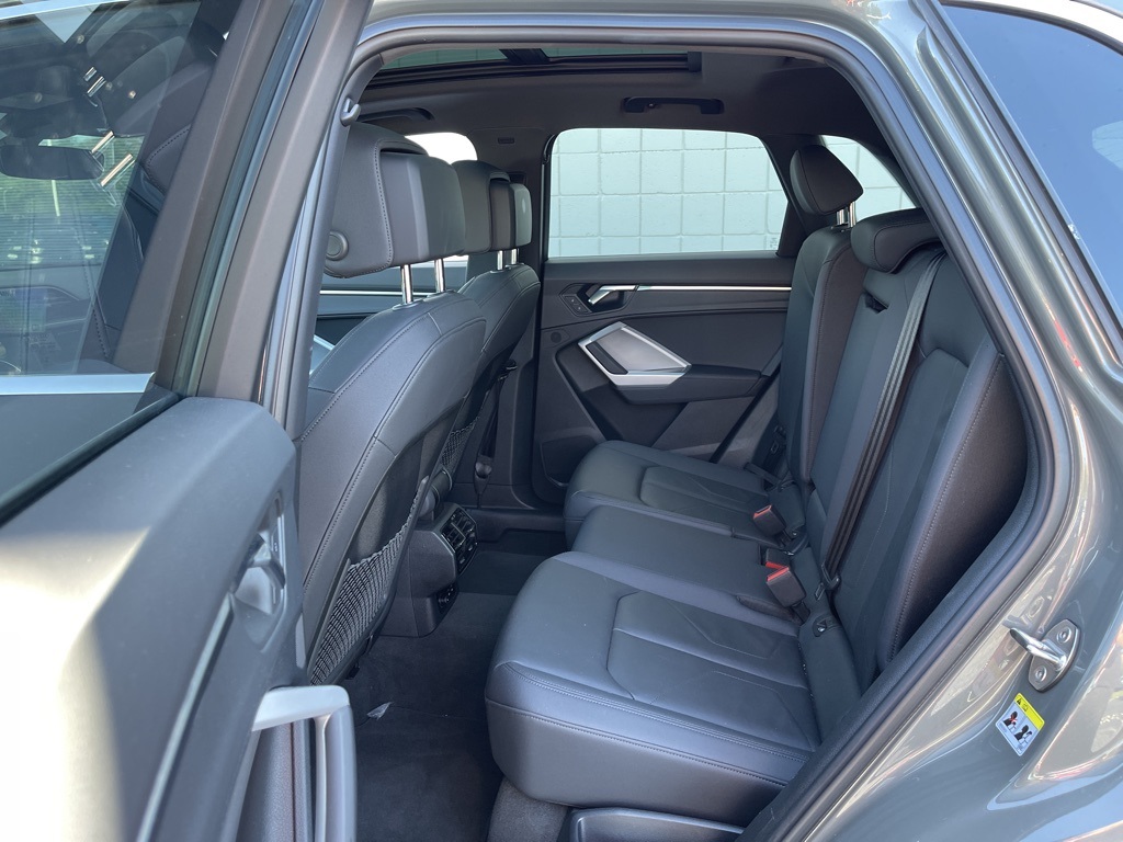 2025 Audi Q3 S line Premium photo 12