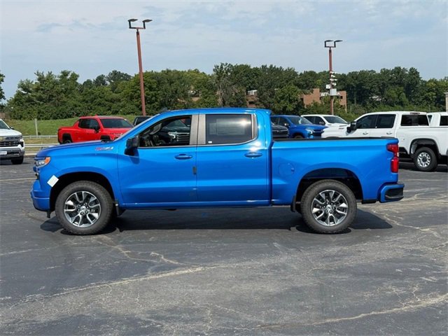 2026 Chevrolet Silverado RST photo 2