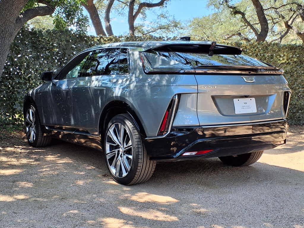 2024 Cadillac Lyriq Luxury photo 4
