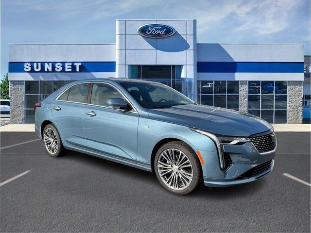 2024 Cadillac CT4 Premium Luxury
