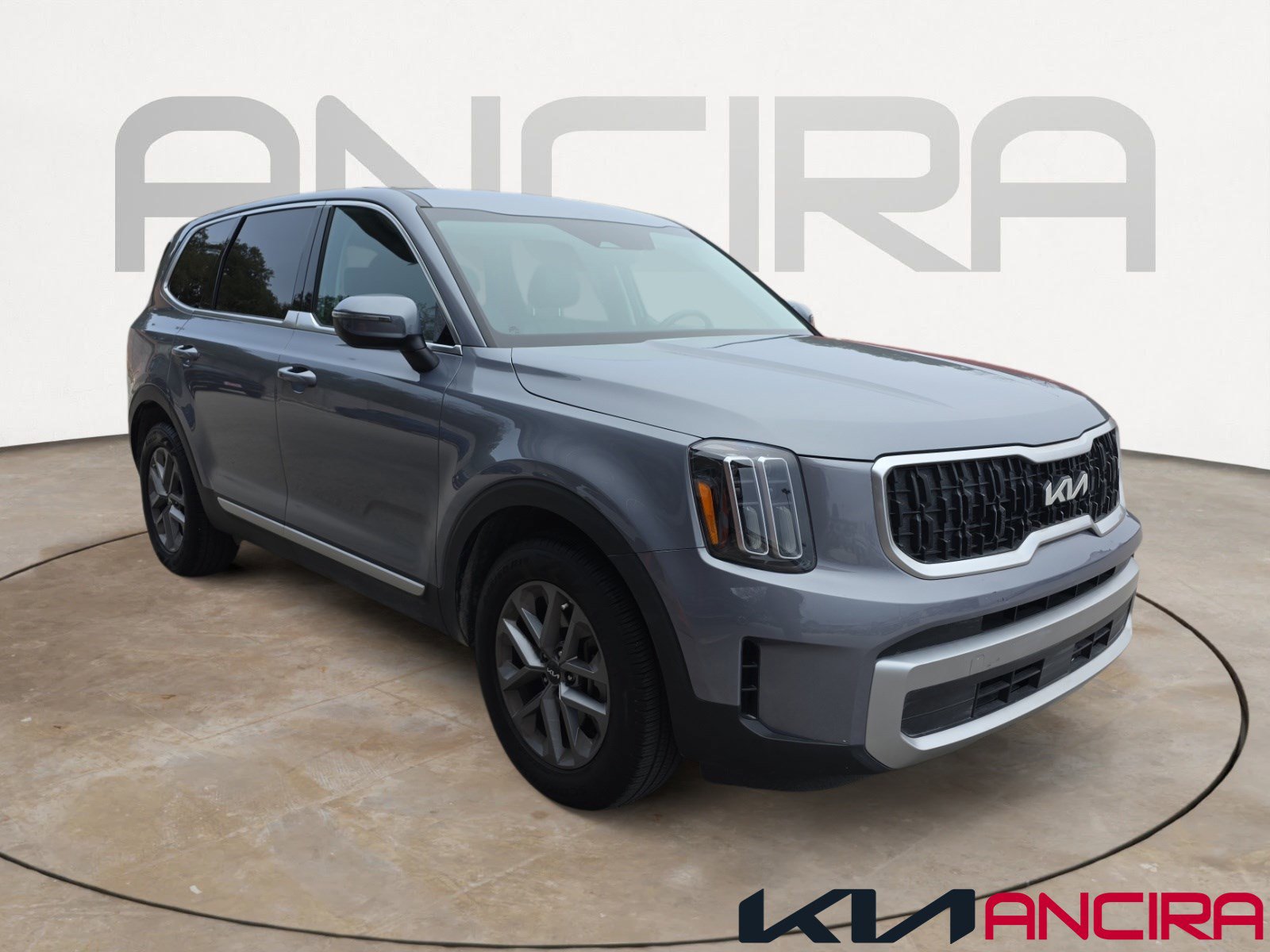 2024 Kia Telluride LX's photo