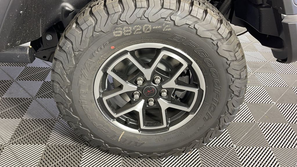 2025 Jeep Wrangler Rubicon photo 33