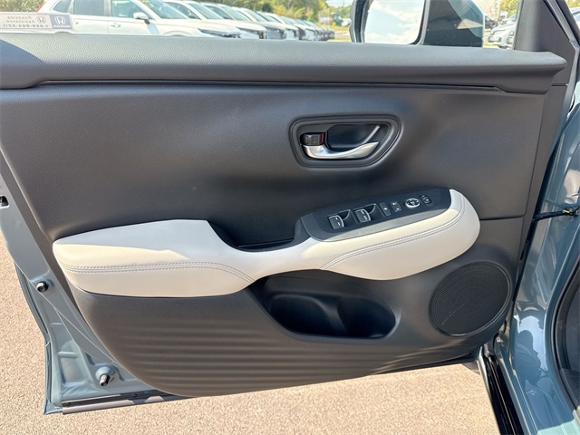 2024 Honda HR-V EX-L photo 14