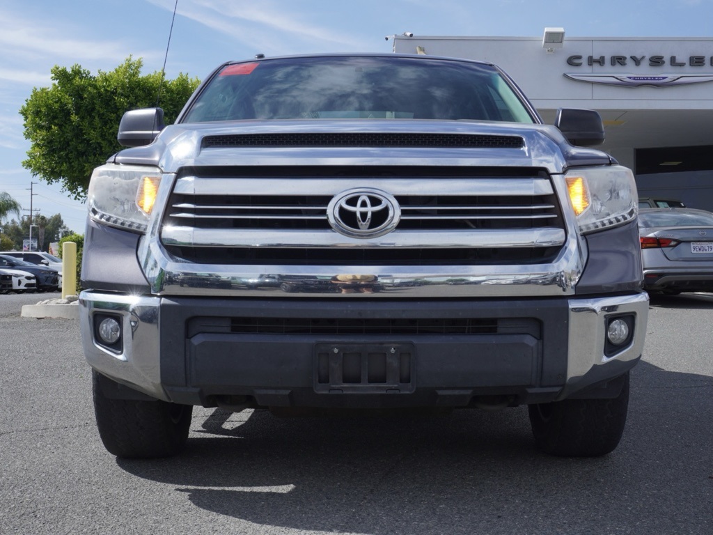 2017 Toyota Tundra TRD Off-Road photo 8