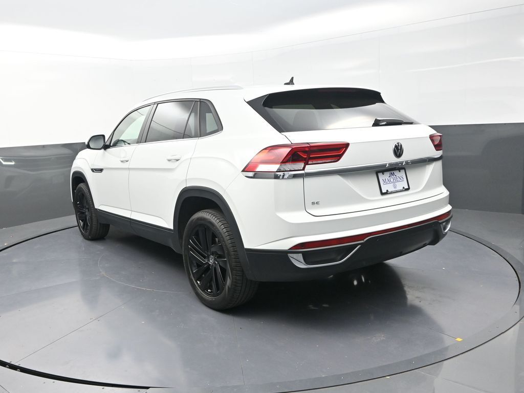 2023 Volkswagen Atlas Cross Sport SE Technology photo 4