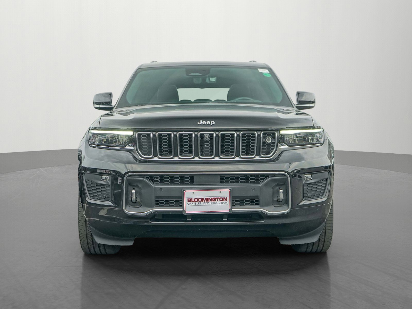Used 2022 Jeep Grand Cherokee L Overland with VIN 1C4RJKDG3N8562510 for sale in Minneapolis, Minnesota