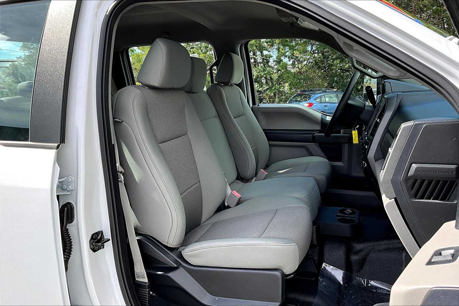 2019 Ford F-250 XL photo 8