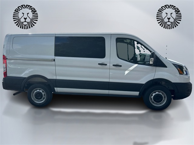 2025 Ford Transit Cargo Van photo 4