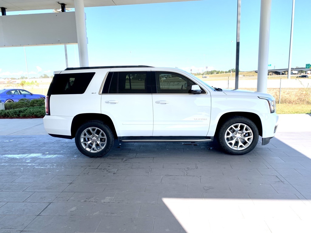 2019 Gmc Yukon SLT photo 4