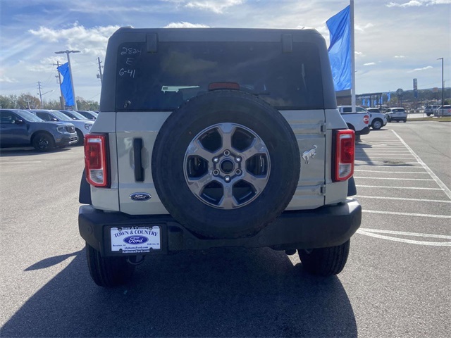 2025 Ford Bronco Big Bend photo 2