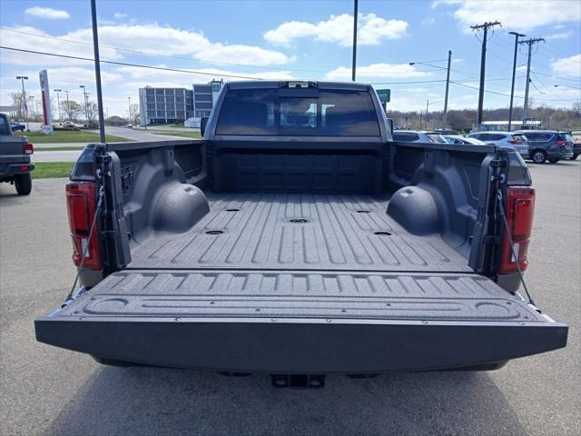 2025 Ram 3500 Laramie photo 7