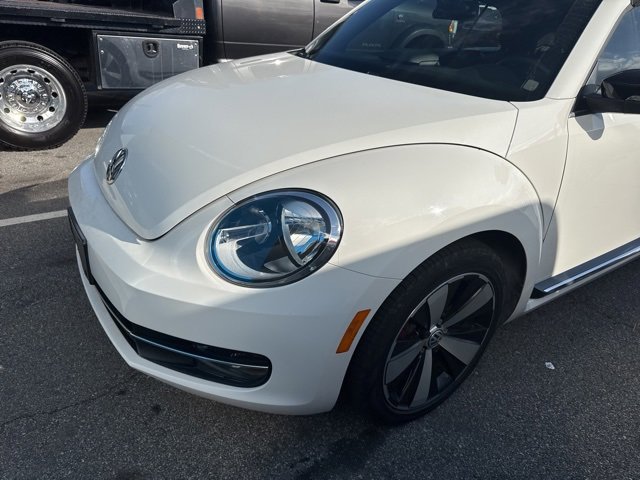 2013 Volkswagen Beetle 2.0's photo