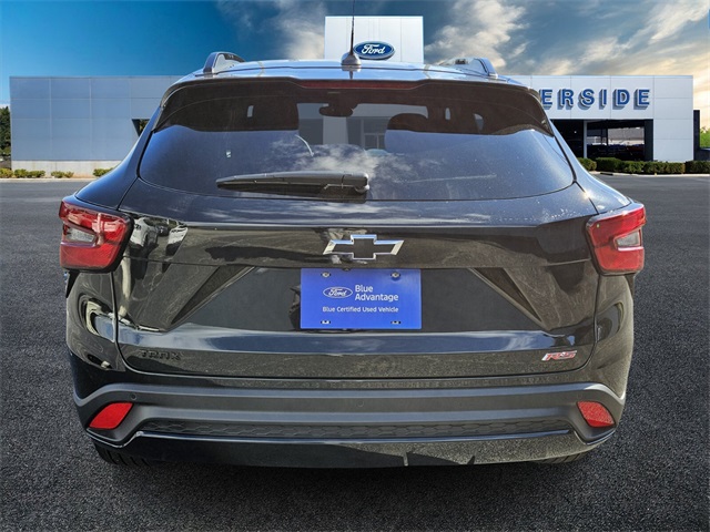 2024 Chevrolet Trax photo 6