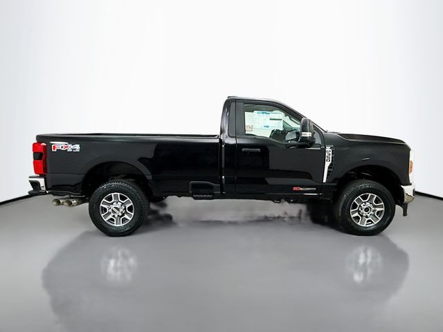 2025 Ford F-350 photo 8