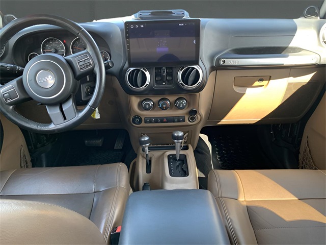 2011 Jeep Wrangler Unlimited Rubicon photo 20