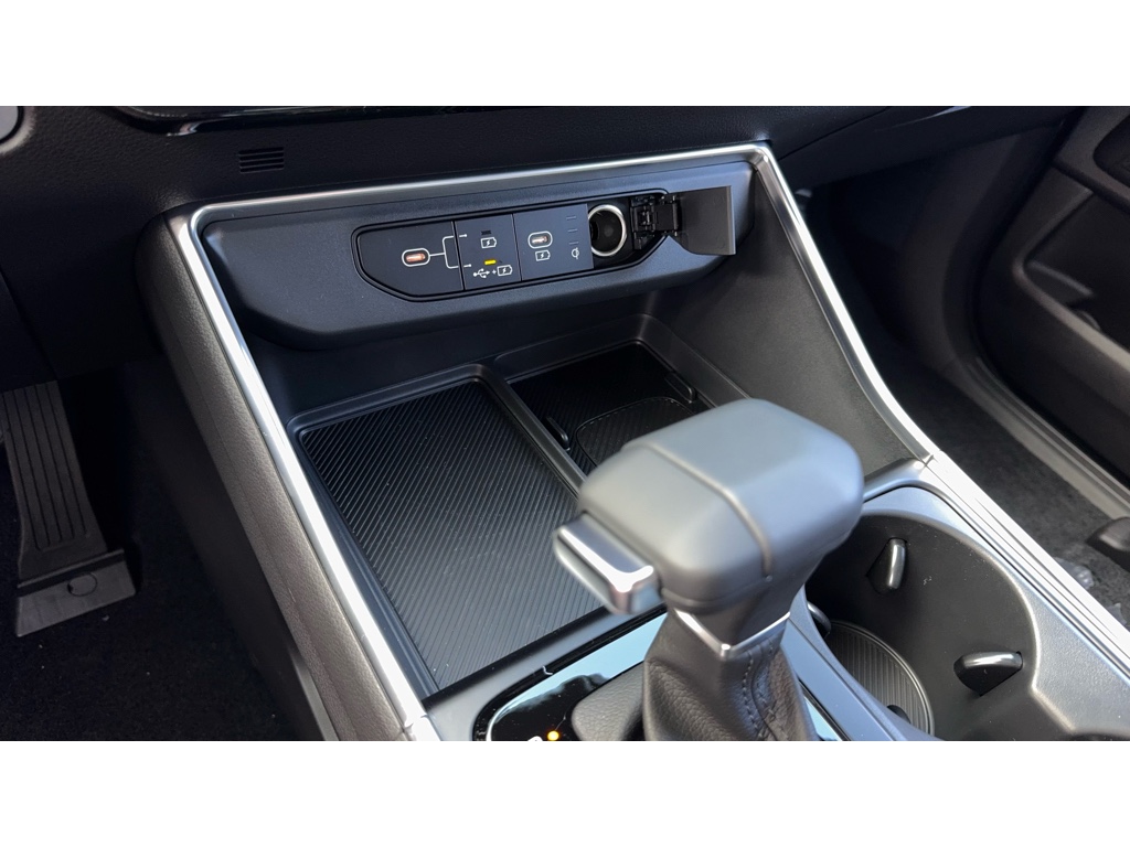 2026 Kia Carnival SX Prestige photo 16