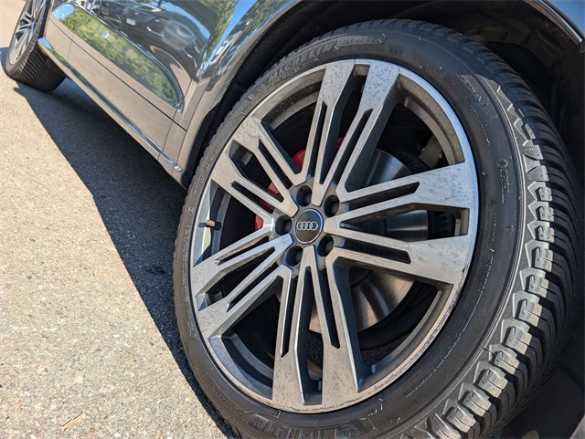 2020 Audi SQ5 Premium Plus photo 9