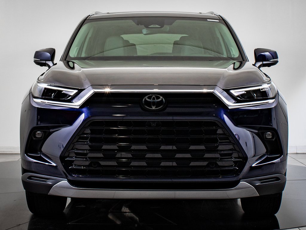 2024 Toyota Grand Highlander Limited photo 2