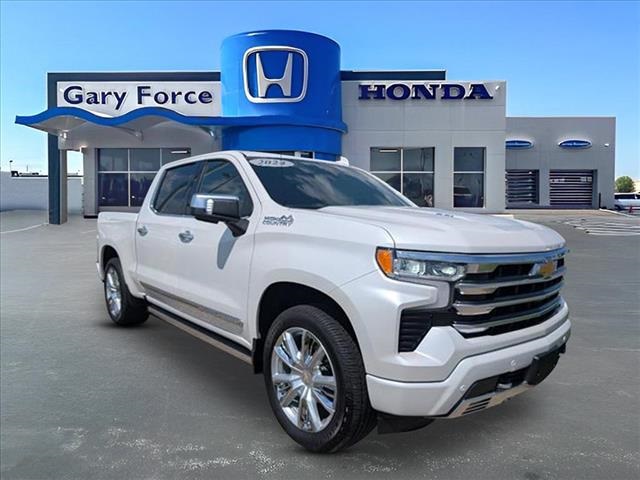 2024 Chevrolet Silverado 1500 High Country's photo