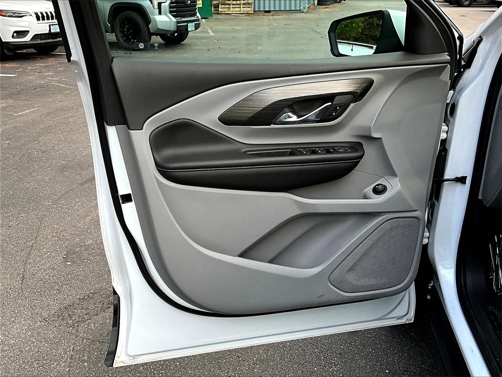 2023 Gmc Terrain SLE photo 8