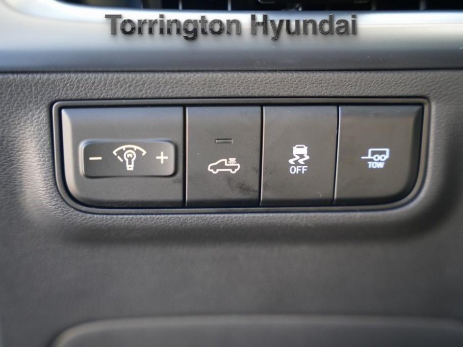 2025 Hyundai Santa Cruz Limited photo 4