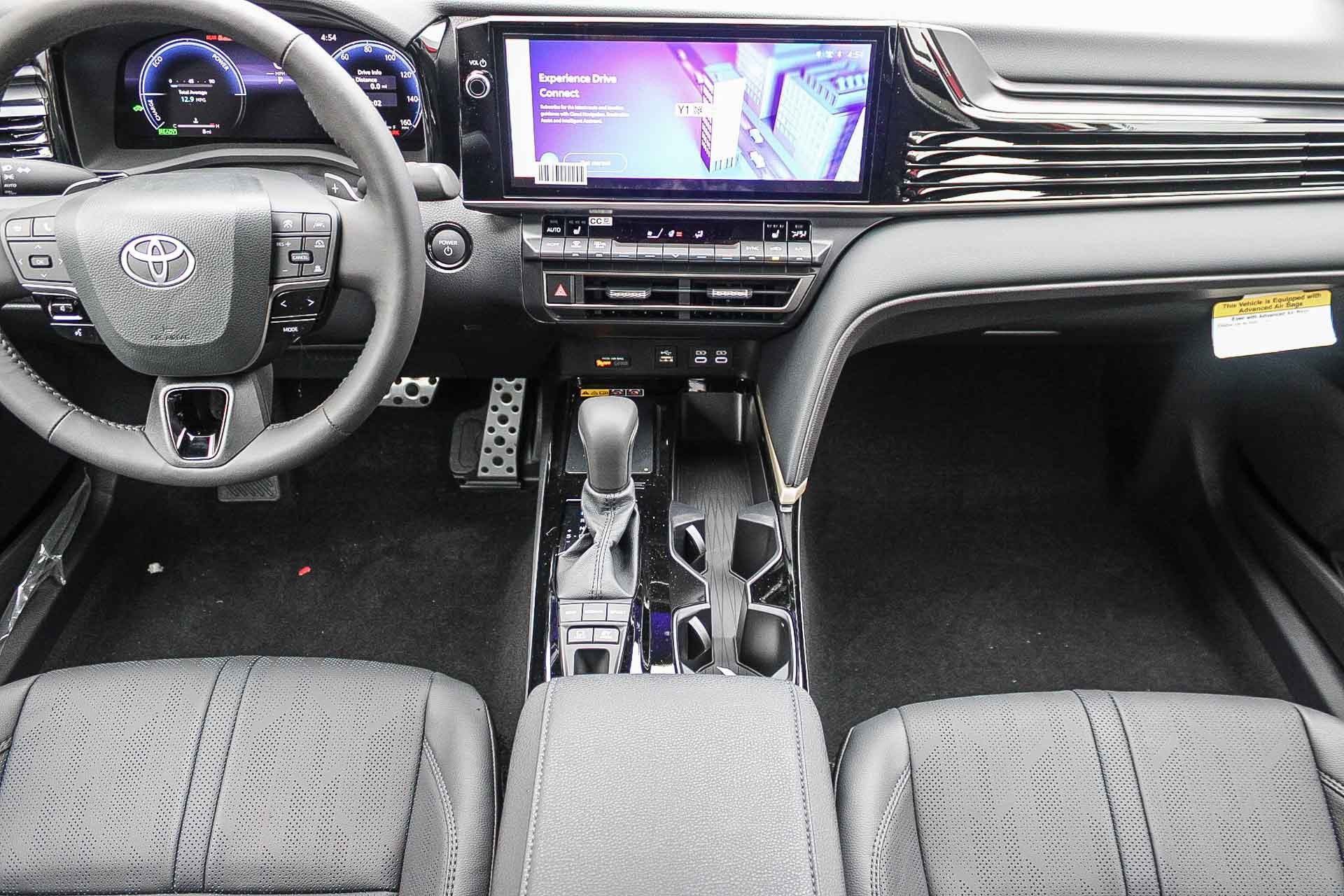 2025 Toyota Camry XSE photo 13