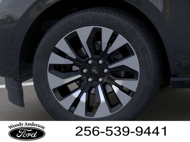 2025 Ford Expedition Platinum photo 17
