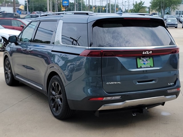 2023 Kia Carnival SX photo 6