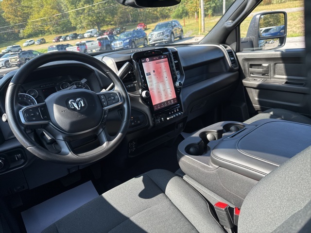2025 Ram 2500 Tradesman photo 29
