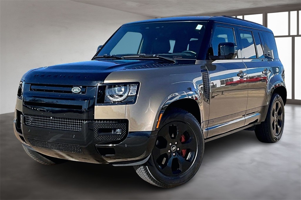 2022 Land Rover Defender X's photo