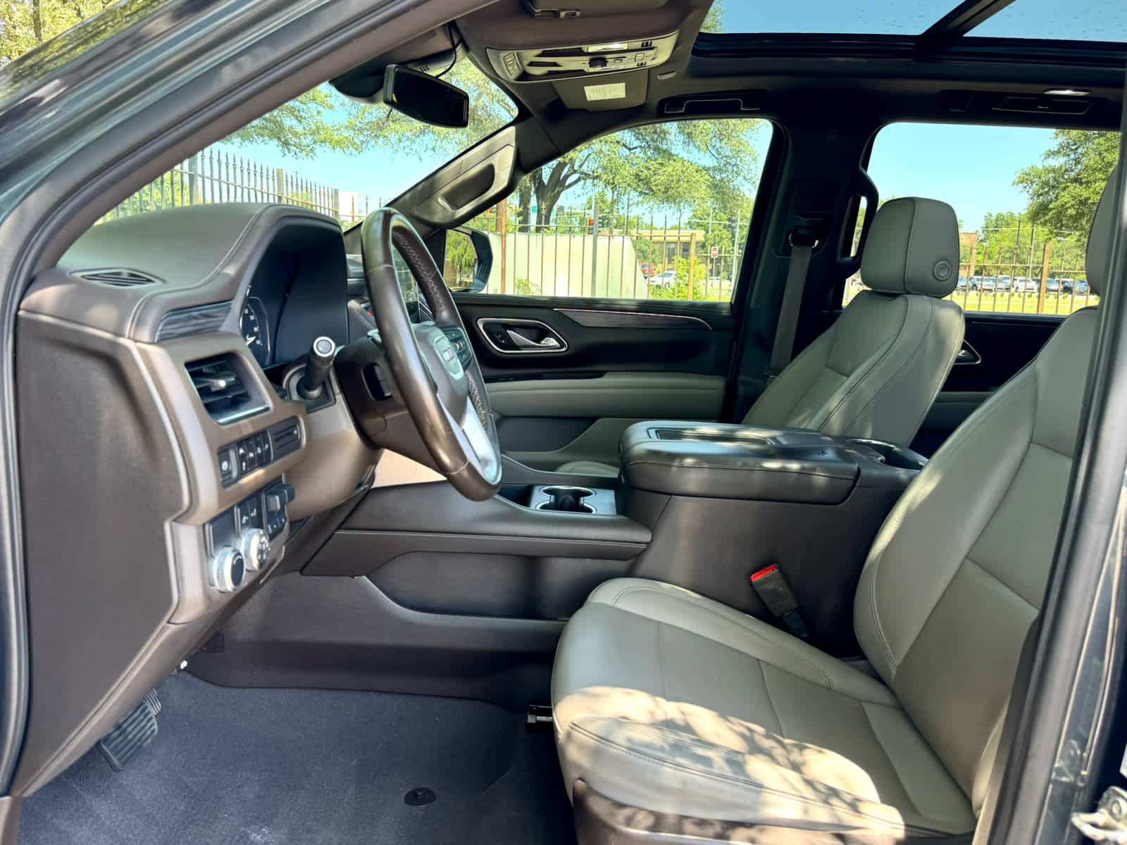 2021 Gmc Yukon XL SLT photo 13